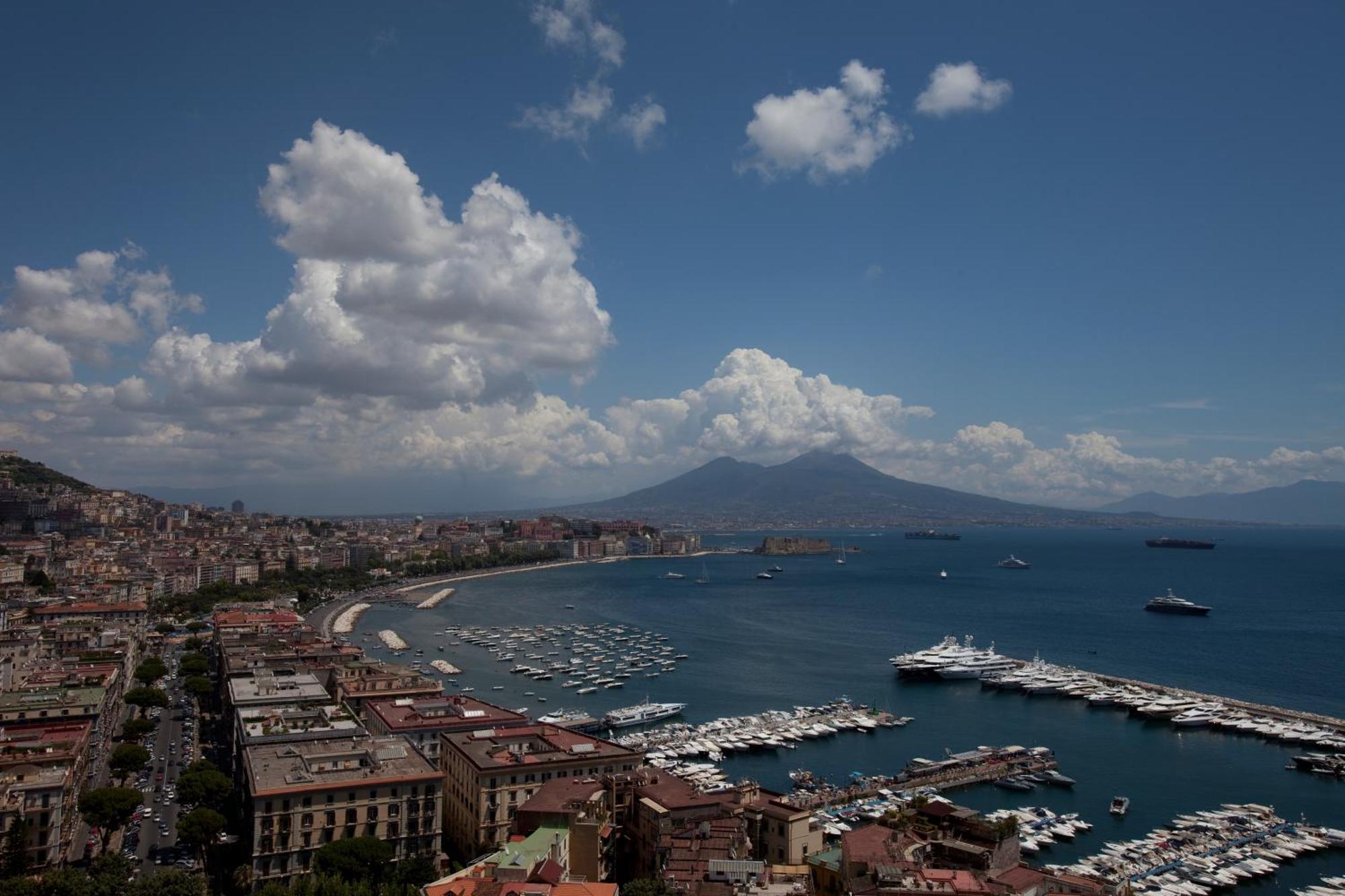 Garibaldi 136 Otel Napoli Dış mekan fotoğraf