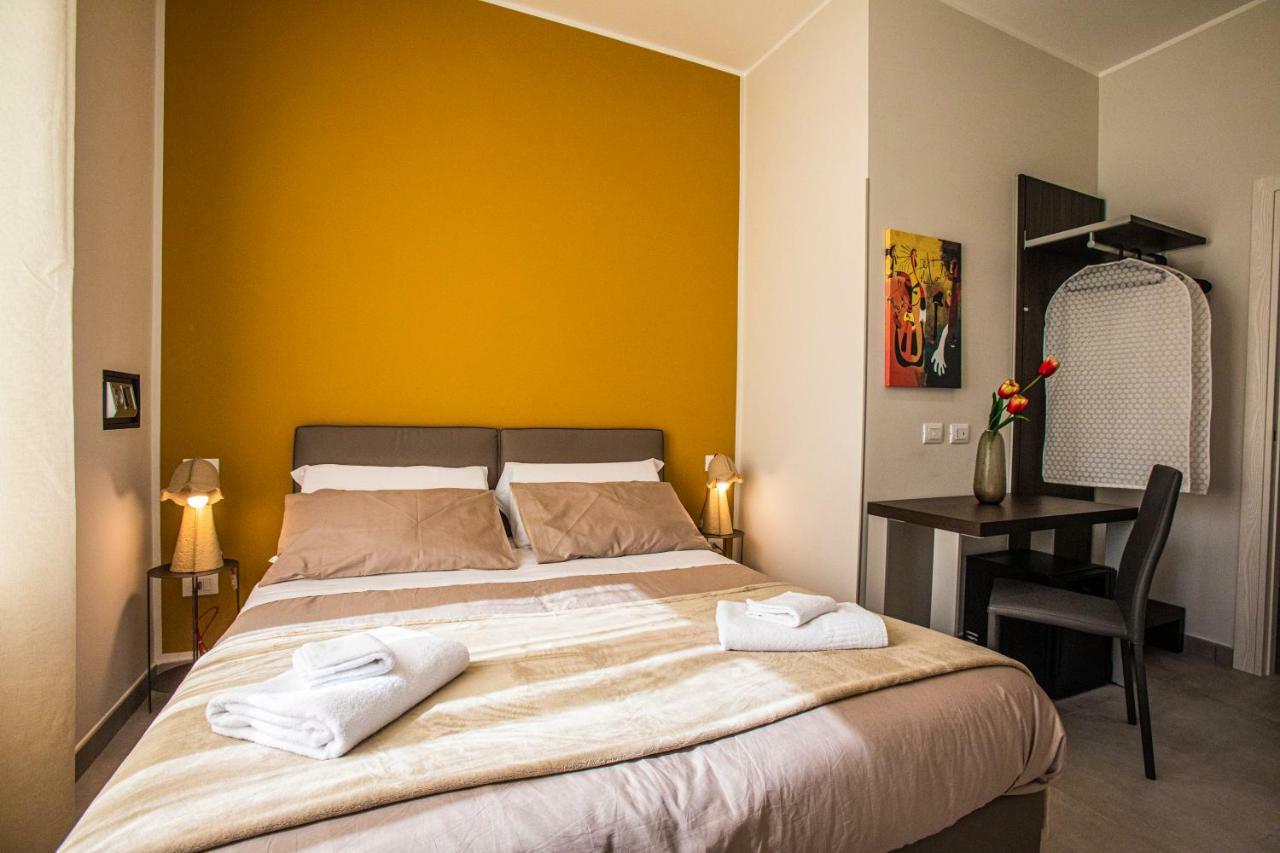 Garibaldi 136 Otel Napoli Dış mekan fotoğraf